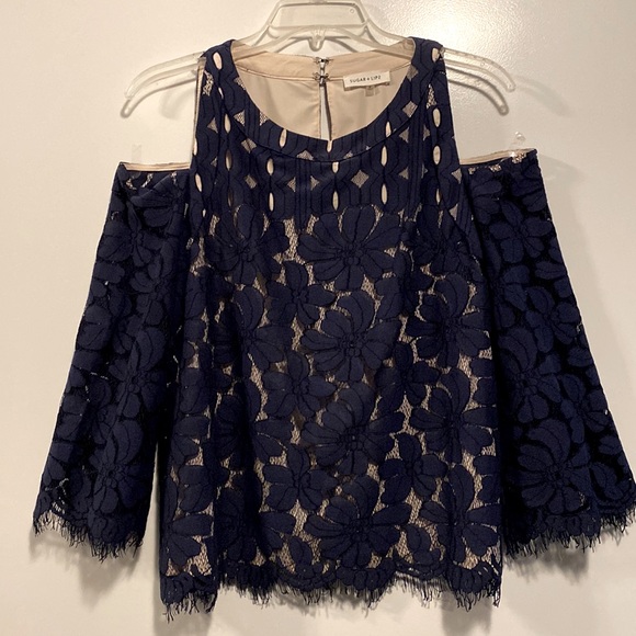 Cold shoulder navy lace blouse ( sugar +lips ) size small - Picture 1 of 1